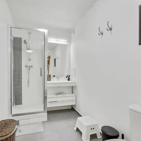 Studio Apart Near Paris Lägenhet